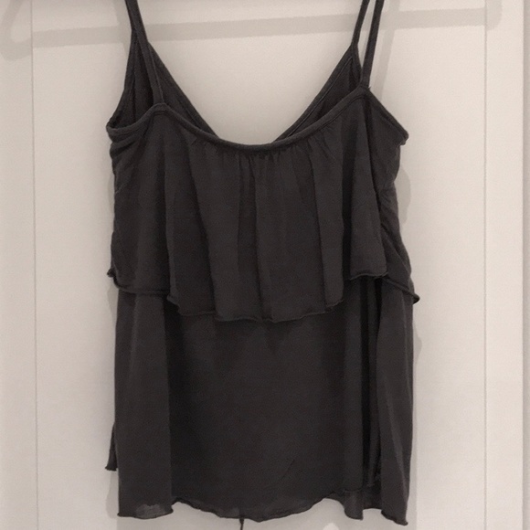 Aritzia Talula Relaxed Ruffled Tank - Picture 3 of 5